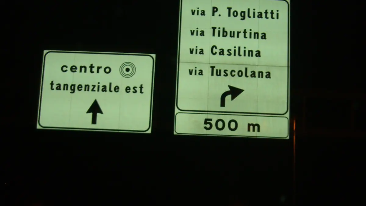 Tratto urbano dell'autostrada A24 presso uscita Palmiro Togliatti