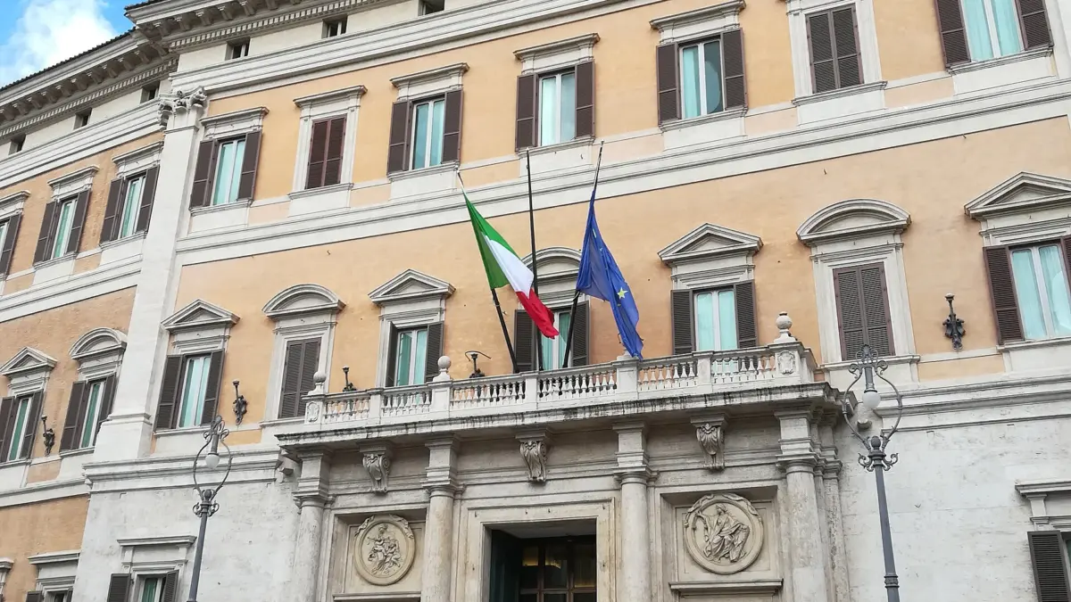 Facciata di Palazzo Montecitorio a Roma