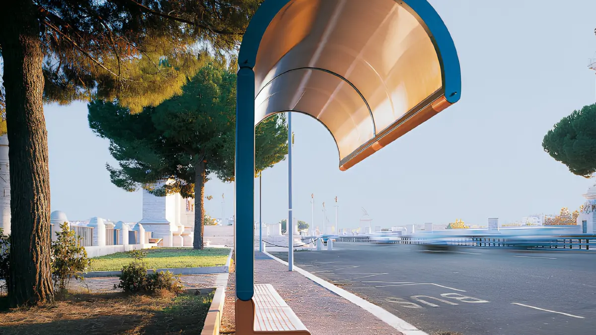 Pensilina del trasporto pubblico a Roma