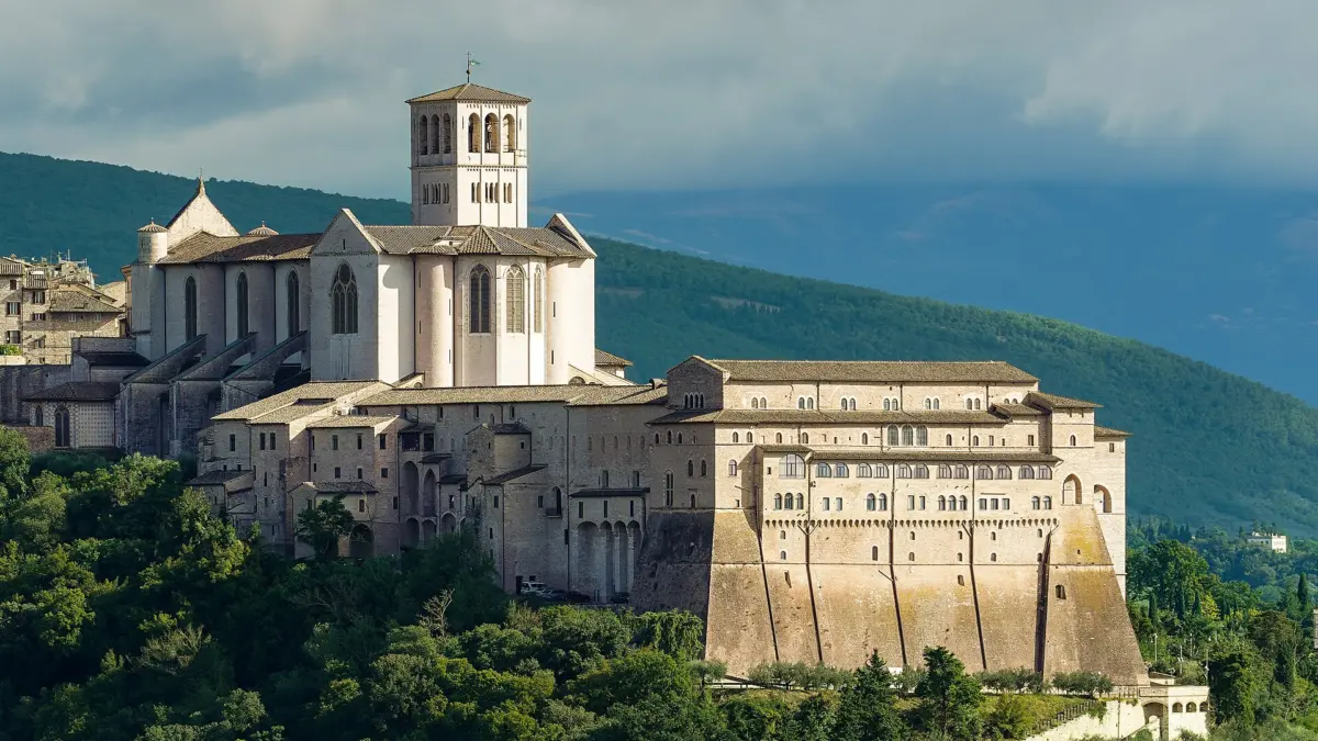 Veduta della Basilica di San Francesco ad Assisi