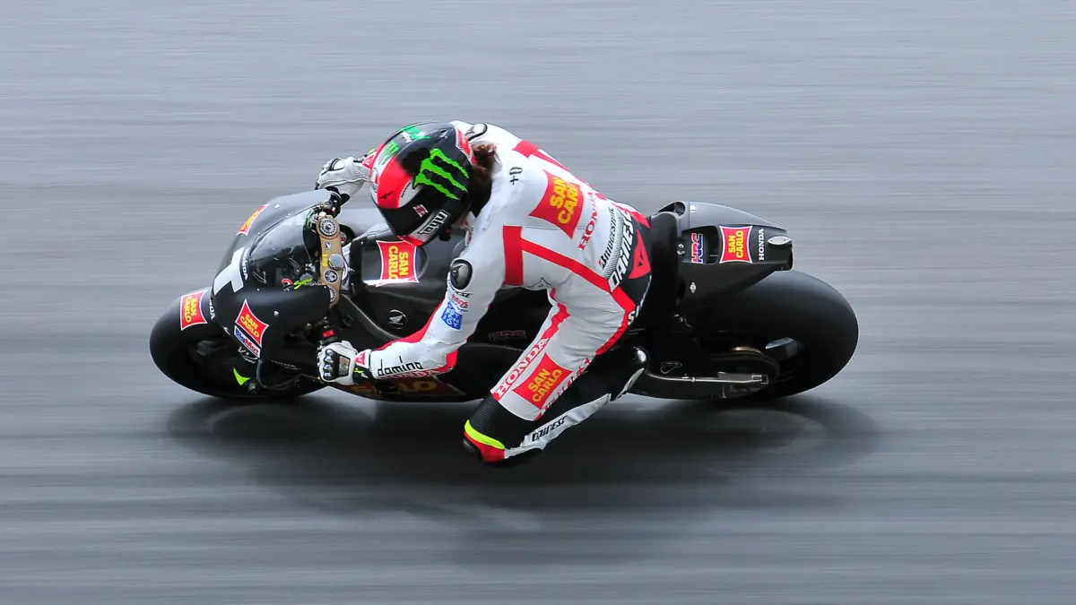 Marco Simoncelli in pista durante i test a Sepang