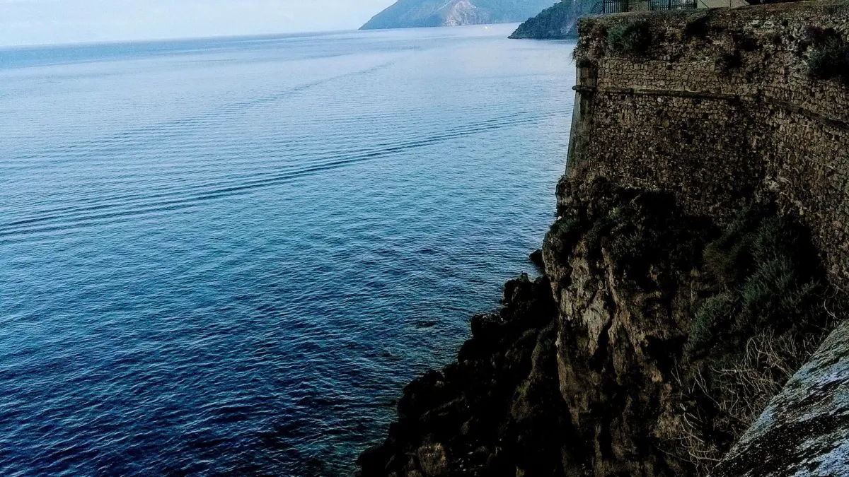 Veduta del Mar Tirreno dalle mura del castello di Lipari
