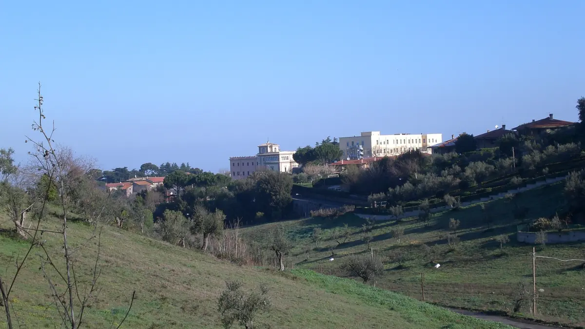 Panorama di Frascati con Villa Sora