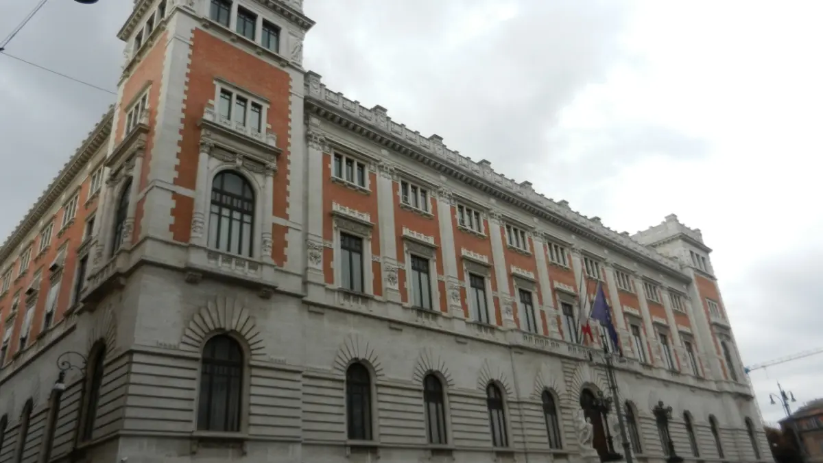 Facciata posteriore di Palazzo Montecitorio a Roma